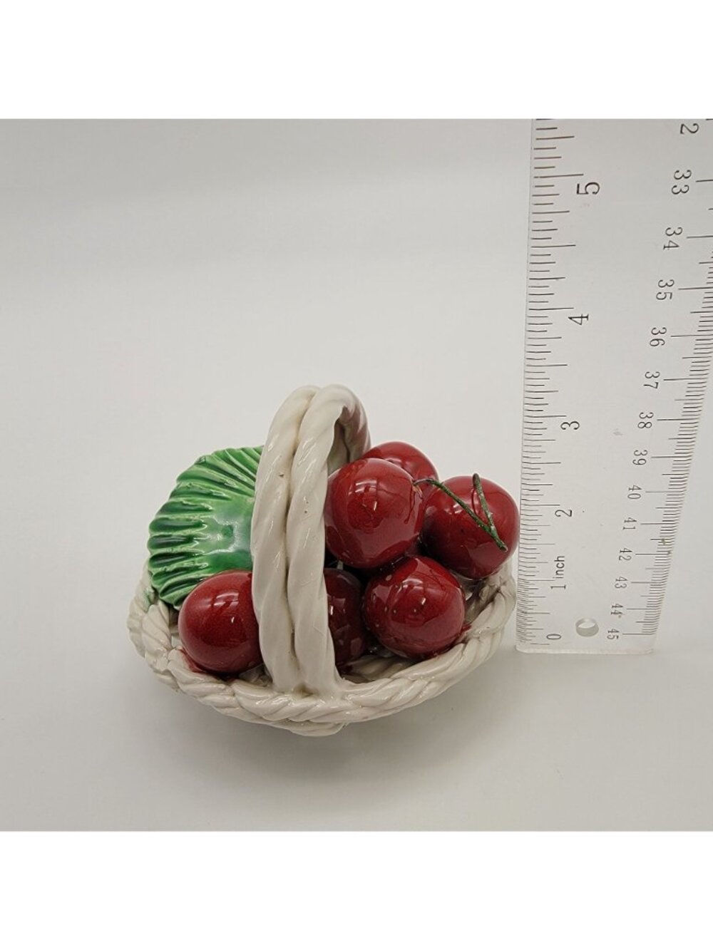 Vintage Italian Pottery Basket Of Cherries Sculpture - Picture 10 of 12